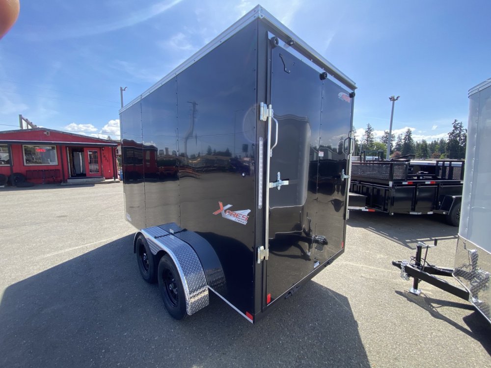Mirage 6x12 7,000 Enclosed
