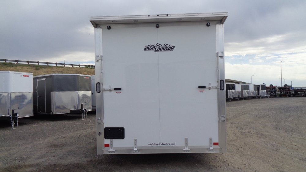 Xpress 7.5x16 7,000 Enclosed