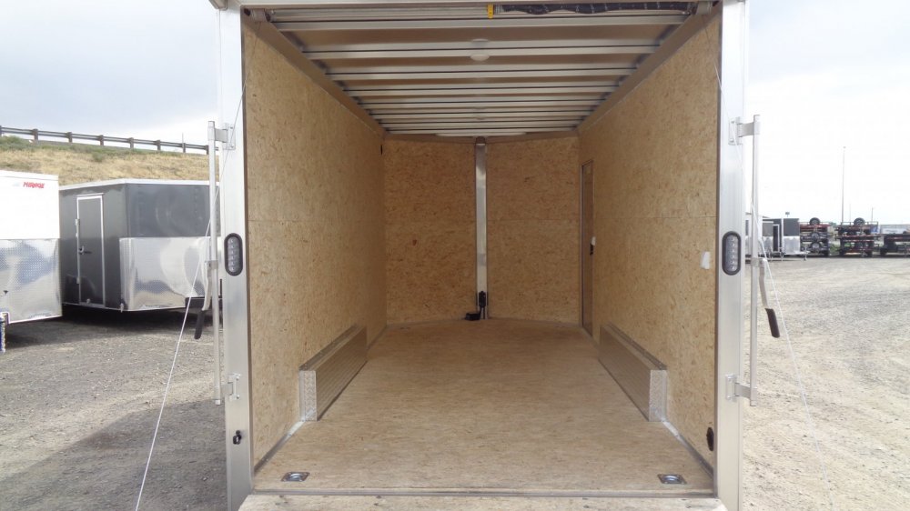 Xpress 7.5x16 7,000 Enclosed