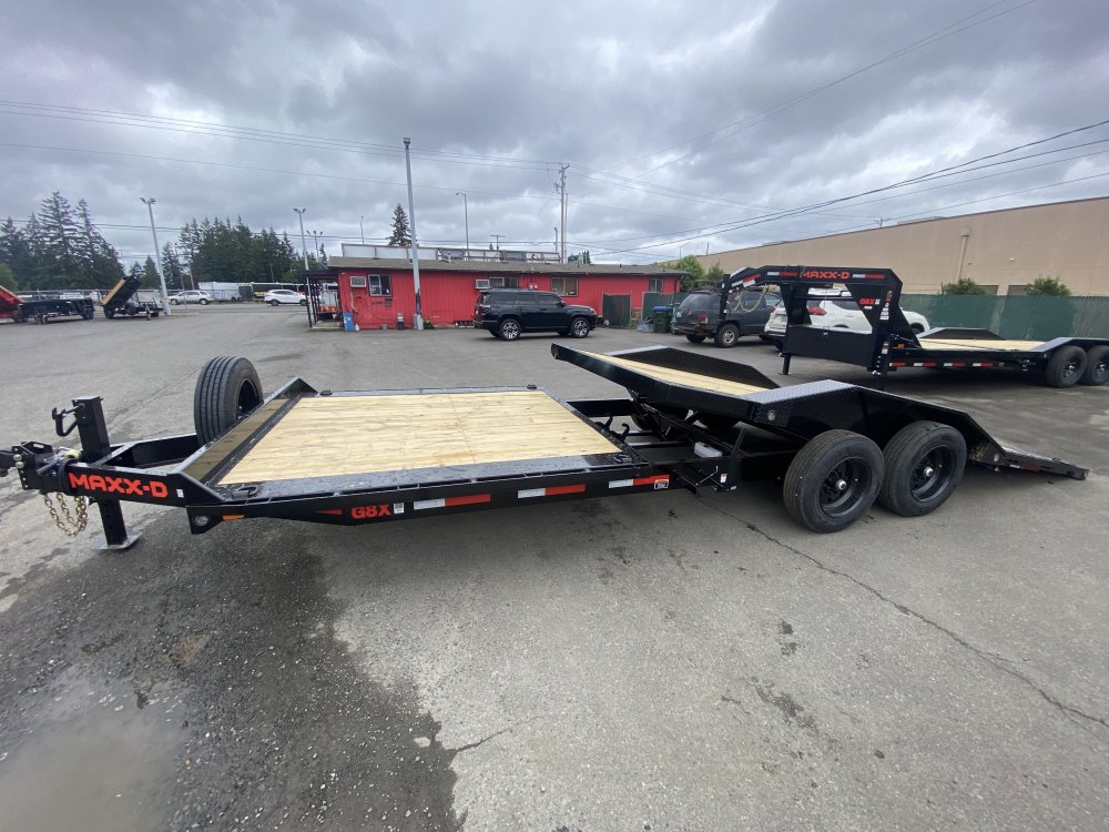 MAXX-D 8.5x24 17,500 Equipment