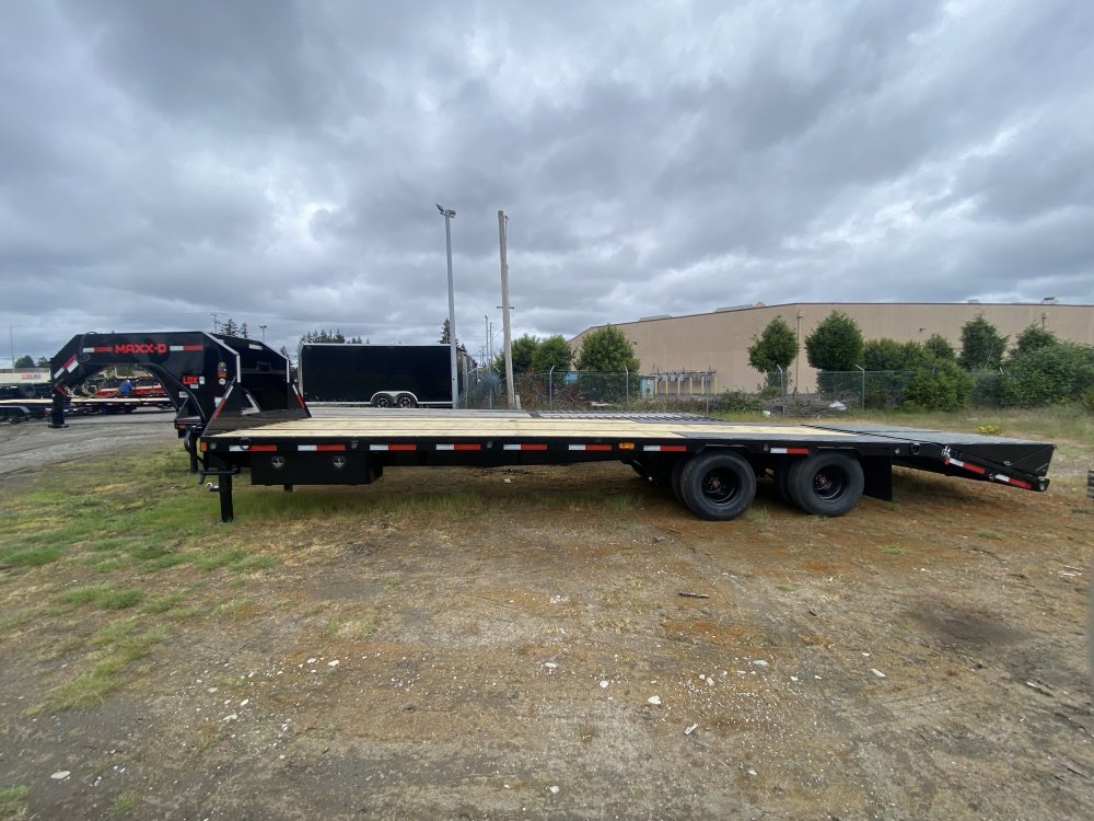 MAXX-D 8.5x30 25,000 Equipment