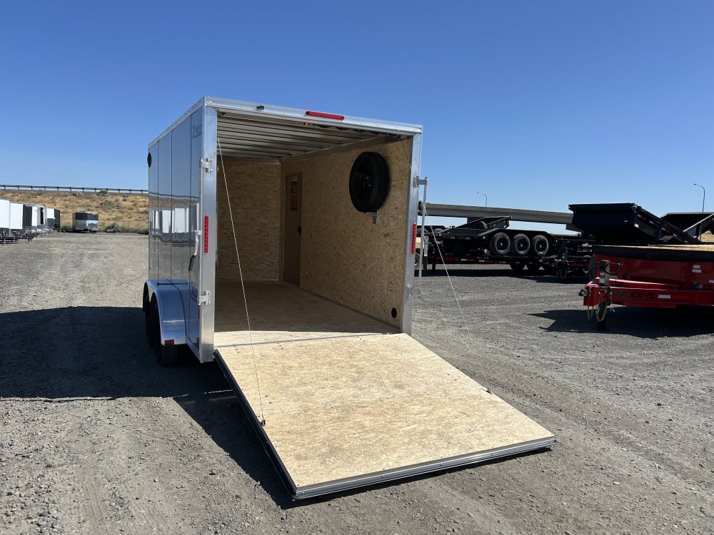 Xpress 7x14 7,000 Enclosed