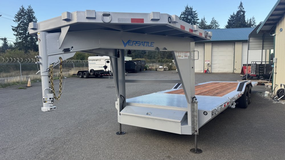 Versatile 8.5x28 20,000 Gooseneck