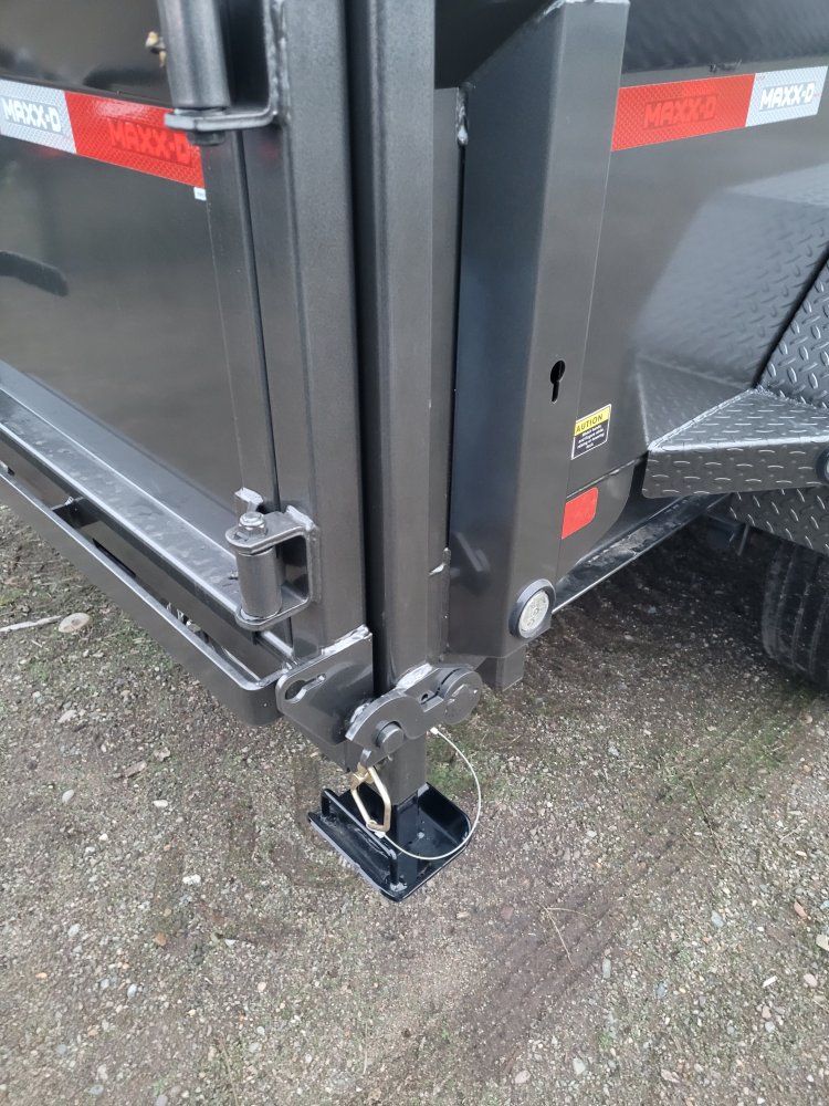 Maxx-D 7x16 15,600 Dump