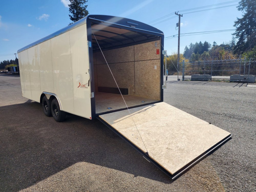 Mirage 8.5x20 9,900 Enclosed