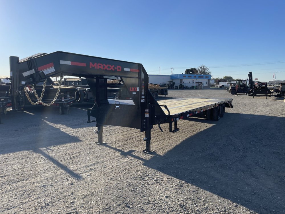 MAXX-D 8.5x32 25,000 Gooseneck
