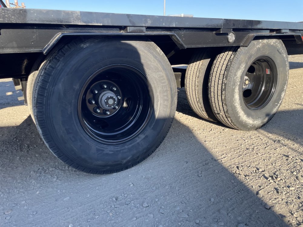 MAXX-D 8.5x32 25,000 Gooseneck