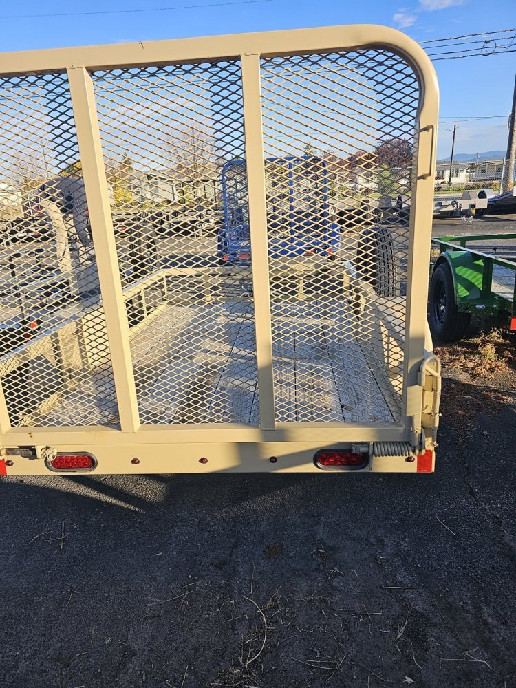 Delco 5x8 2,990 Utility