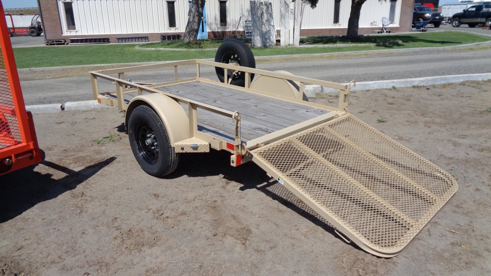 Delco 5x8 2,990 Utility