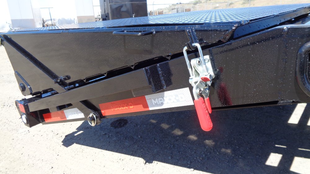 Maxx-D 8.5x28 25,000 Gooseneck