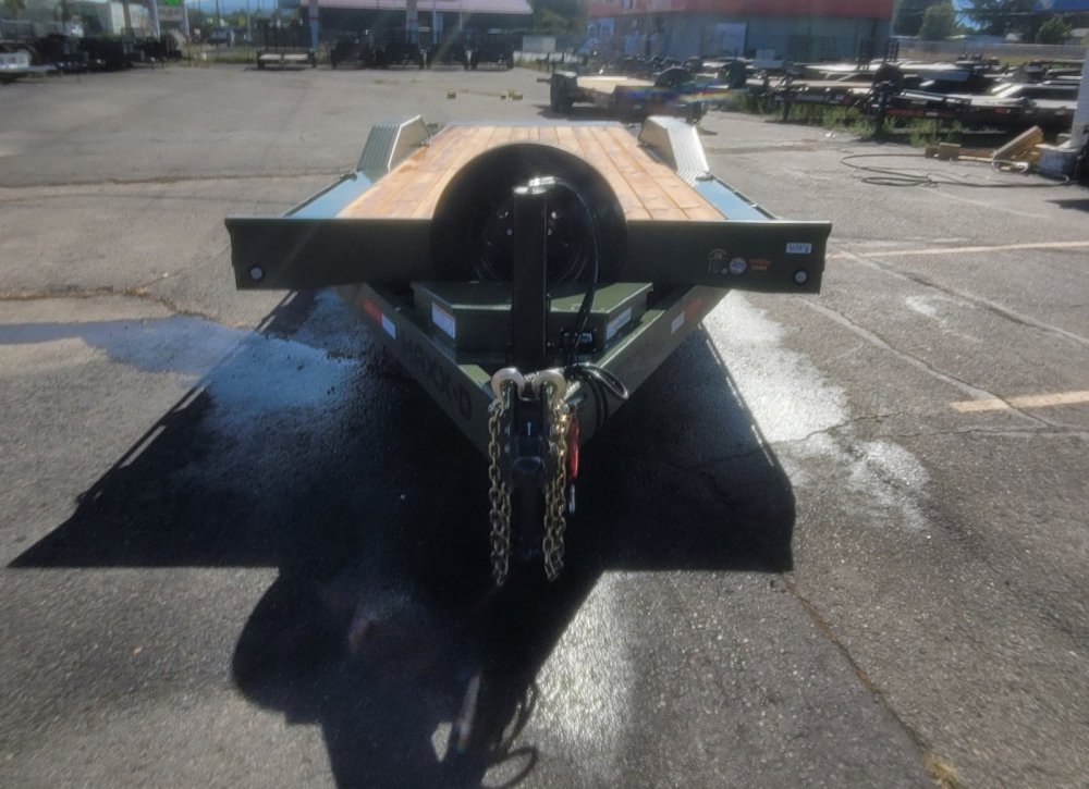 MAXX-D 8.5x24 17,500 Tilt