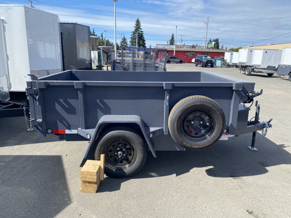 Versatile 5x8 2,990 Dump