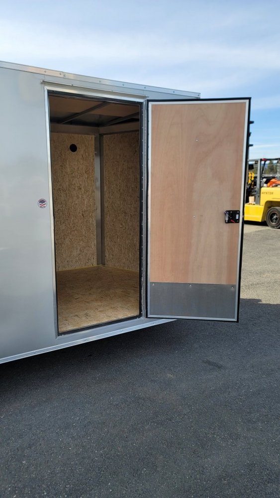 Mirage 7x16 7,000 Enclosed