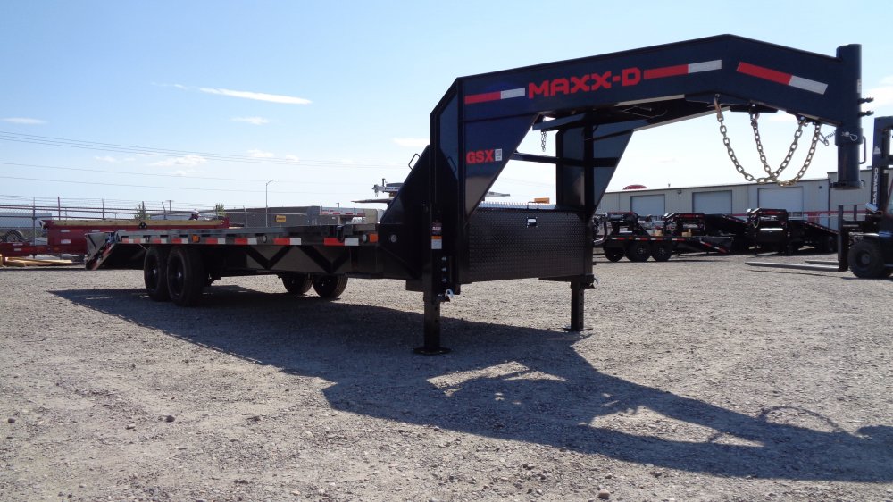 MAXX-D 8.5x25 18,000 Gooseneck
