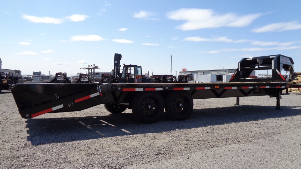 MAXX-D 8.5x25 18,000 Gooseneck