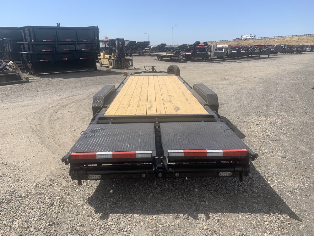 MAXX-D 7x24 17,500 Deck In-Between