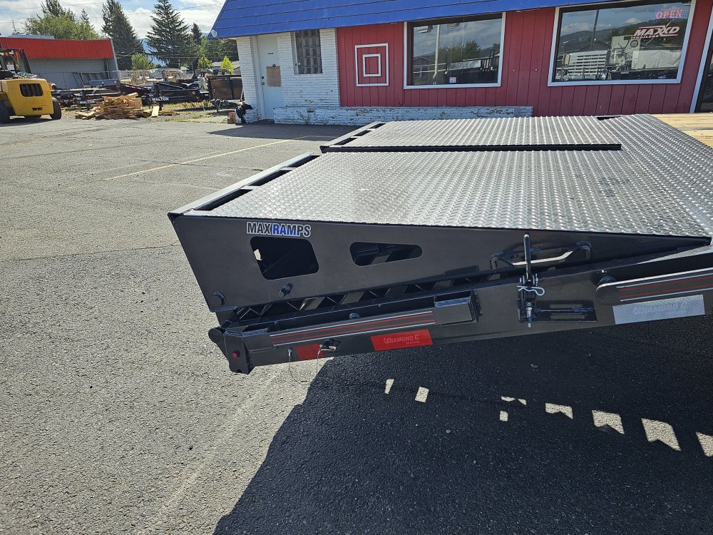 Diamond C 8.5x28 Flatbed