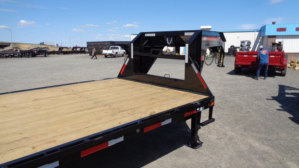 MAXX-D 8.5x28 15,600 Gooseneck