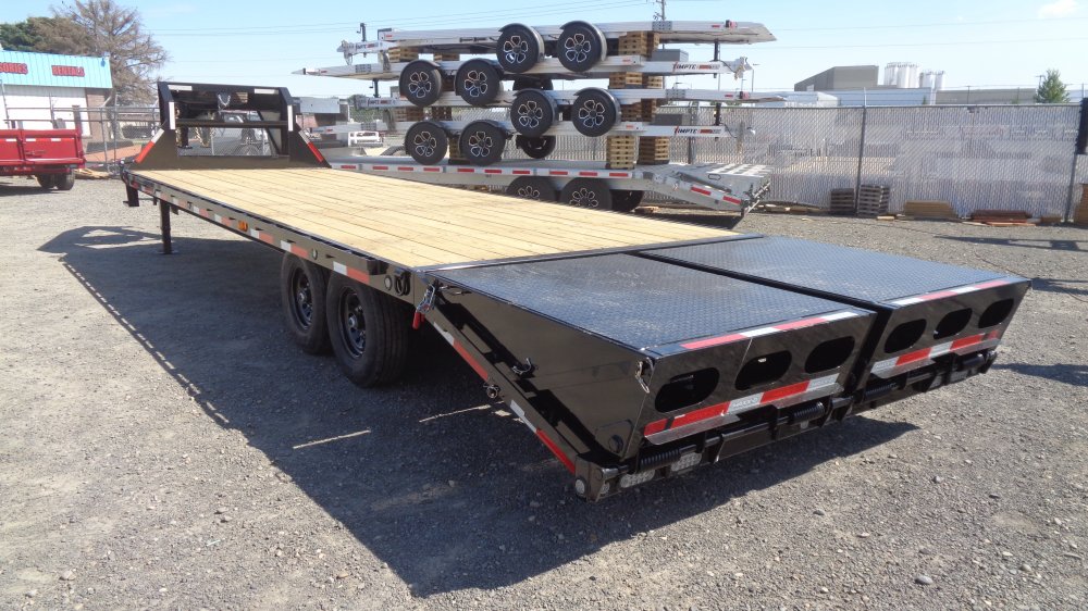 MAXX-D 8.5x28 15,600 Gooseneck