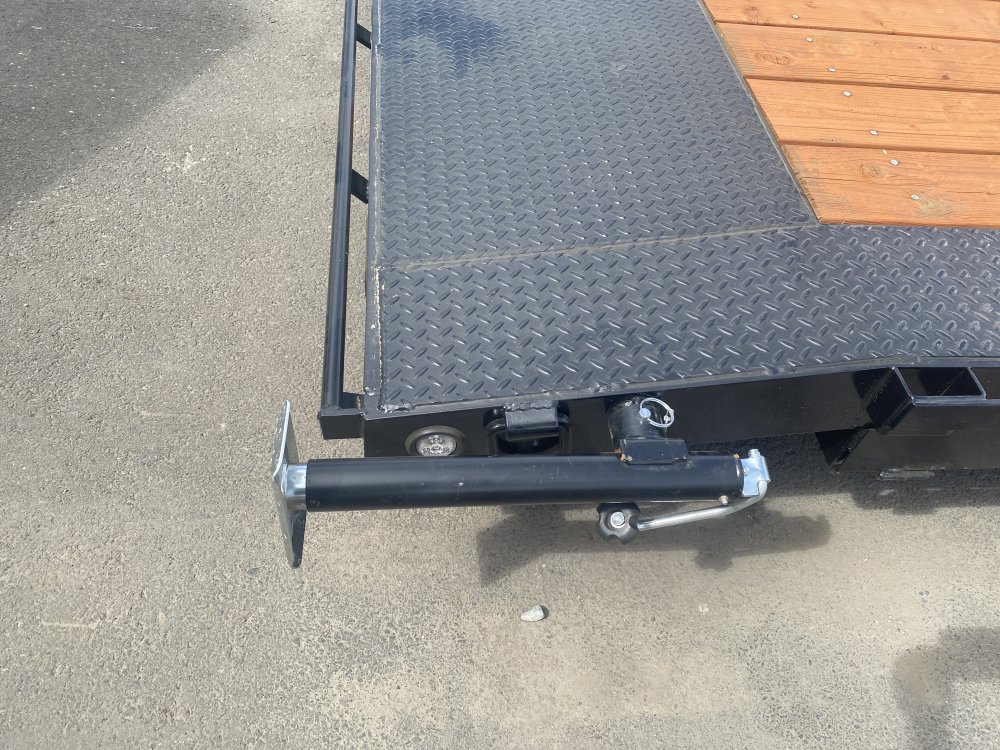 Versatile 7x24 9,999 Rockcrawler