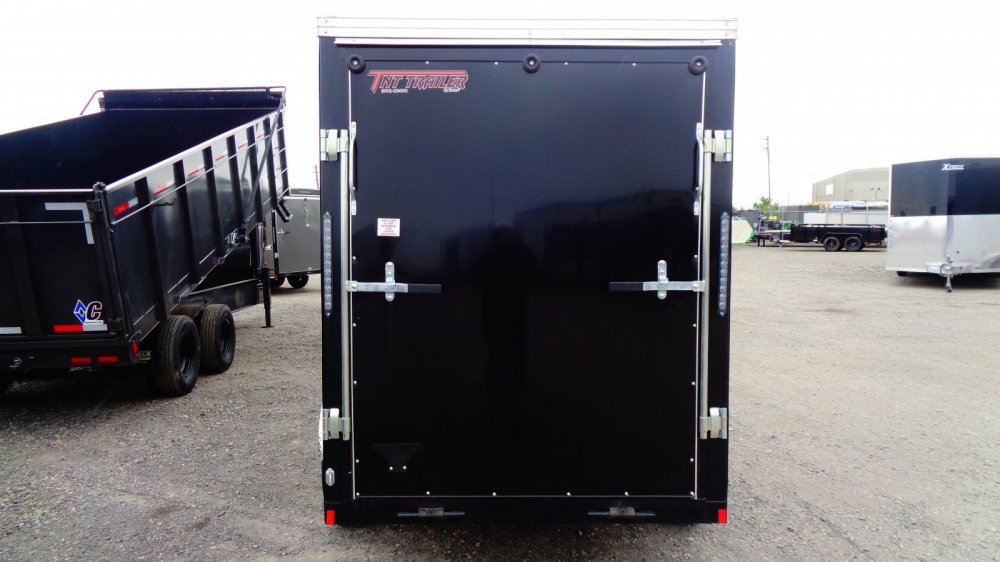 TNT 5x10 Enclosed