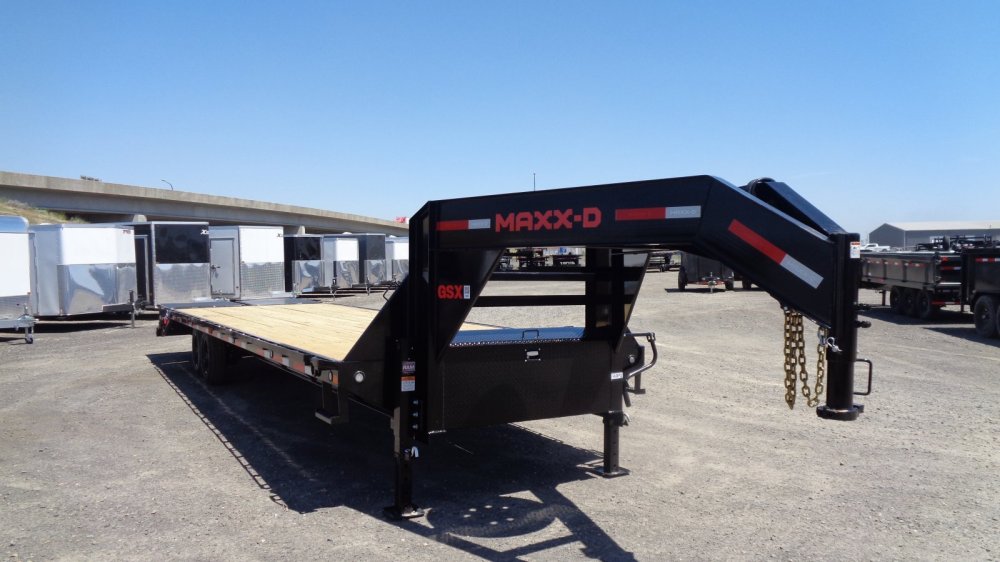 MAXX-D 8.5x32 18,000 Gooseneck