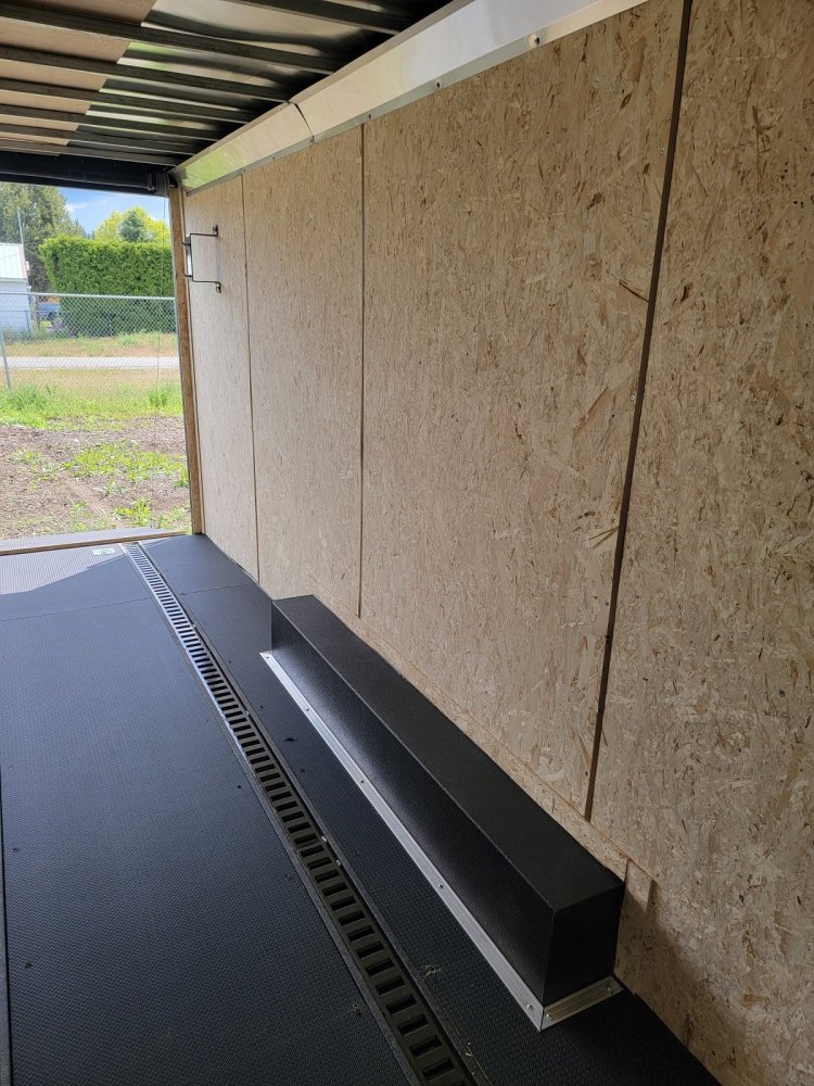 Mirage 8.5x24 9,900 Enclosed