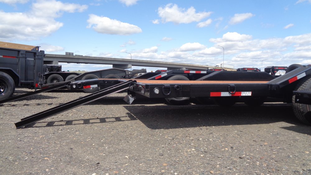 Versatile 8.5x24 14,000 Deck In-Between
