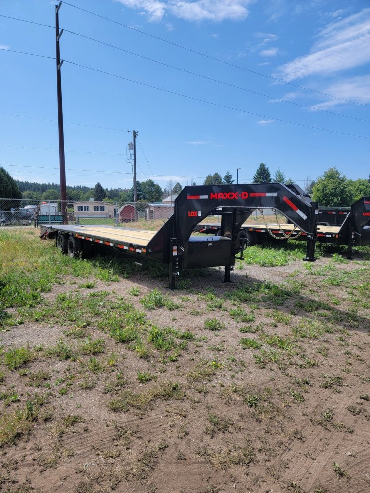 MAXX-D 8.5x28 24,000 Gooseneck