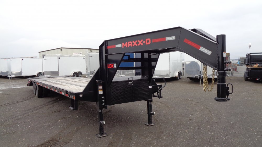 MAXX-D 8.5x36 25,000 Gooseneck