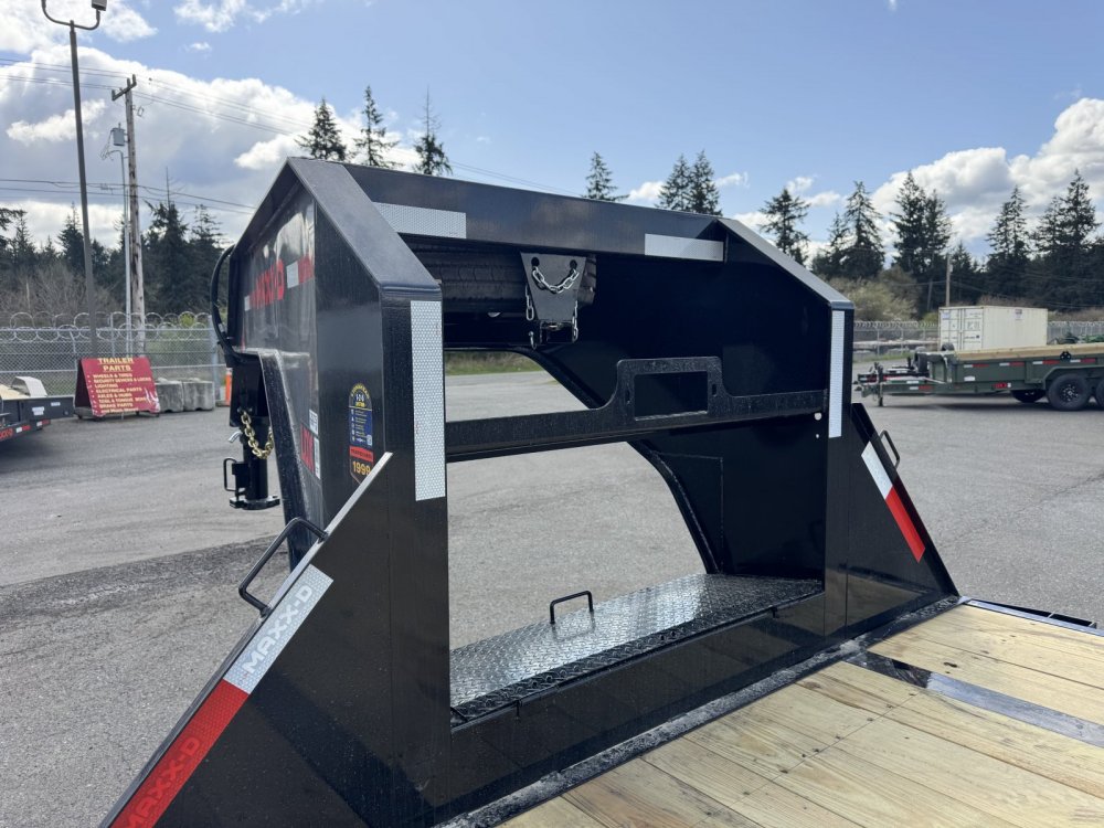 MAXX-D 8.5x30 24,000 Gooseneck