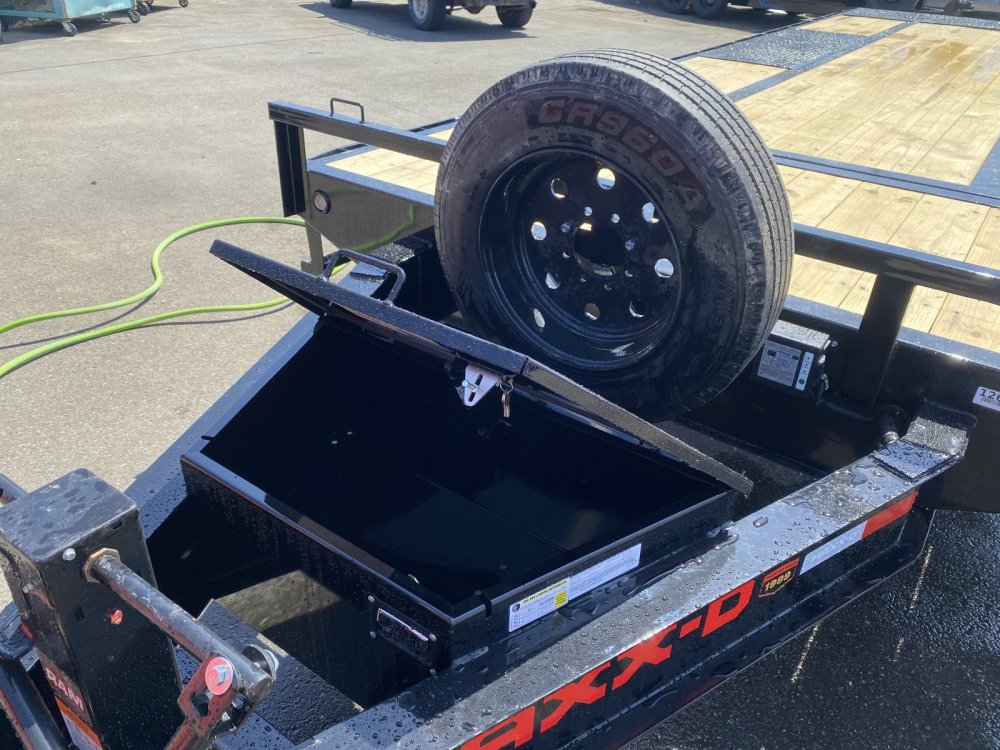 MAXX-D 8.5x24 17,600 Deckover