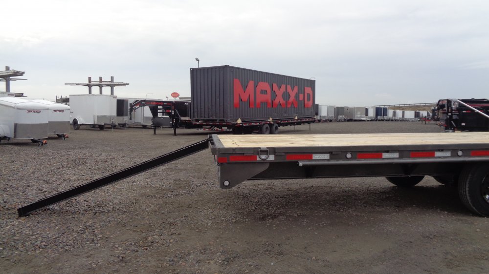 MAXX-D 8.5x40 17,500 Gooseneck