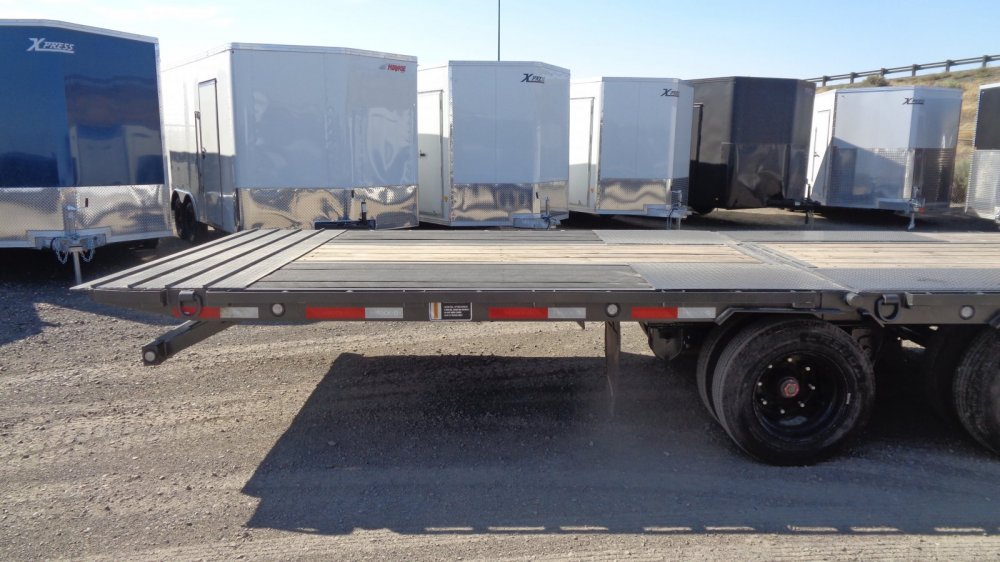 MAXX-D 8.5x36 30,000 Gooseneck
