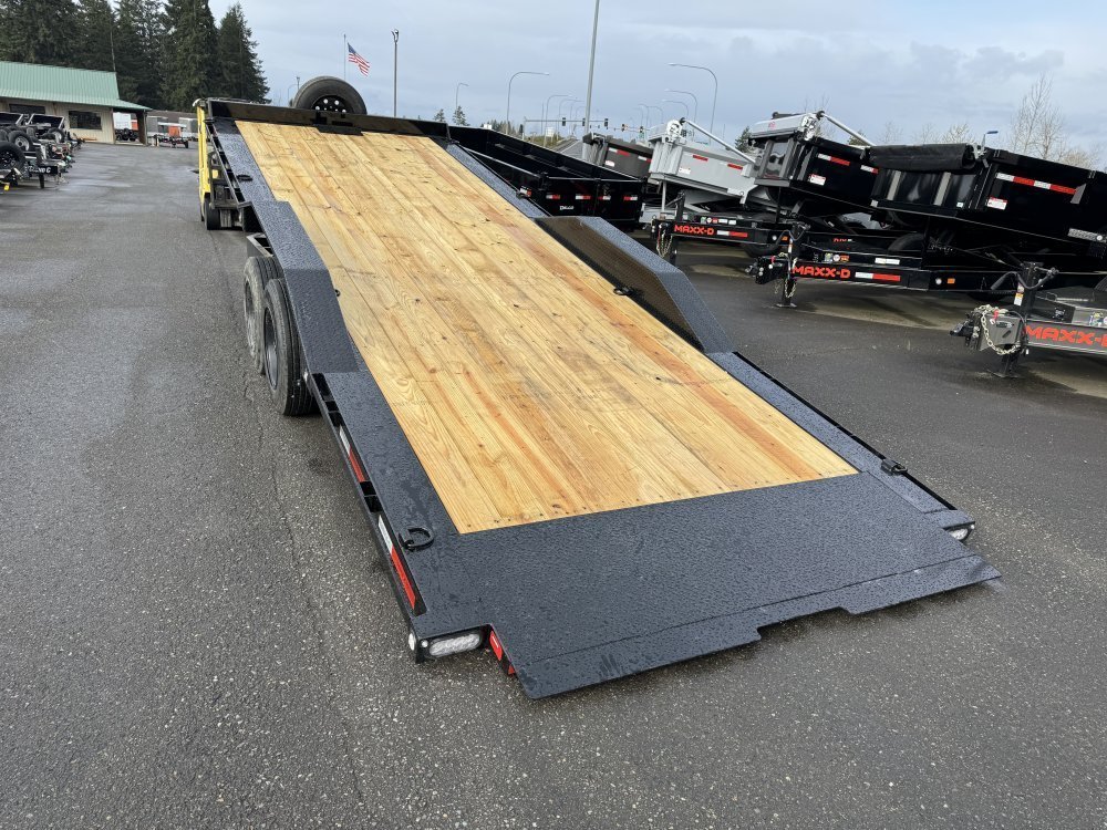 MAXX-D 8.5x24 17,500 Tilt