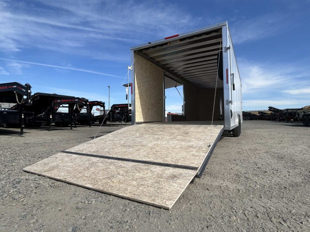 Xpress 8.5x24 9,990 Enclosed