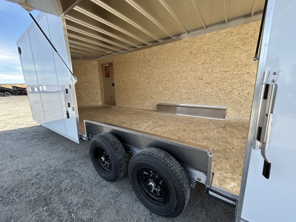 Xpress 8.5x24 9,990 Enclosed