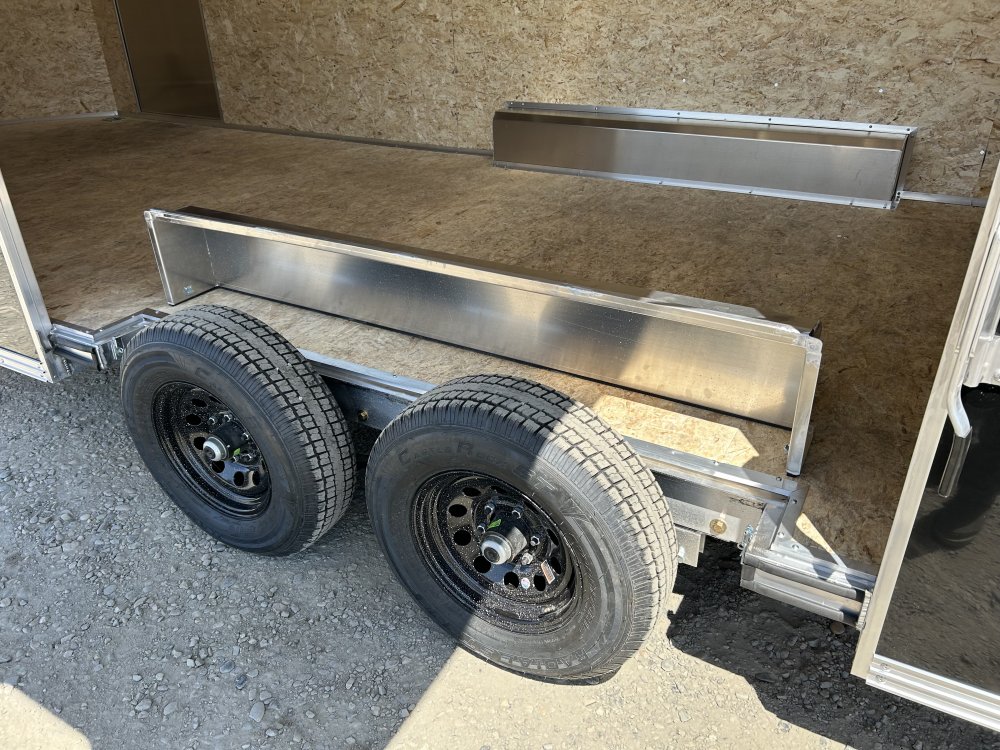 Xpress 8.5x24 9,990 Enclosed