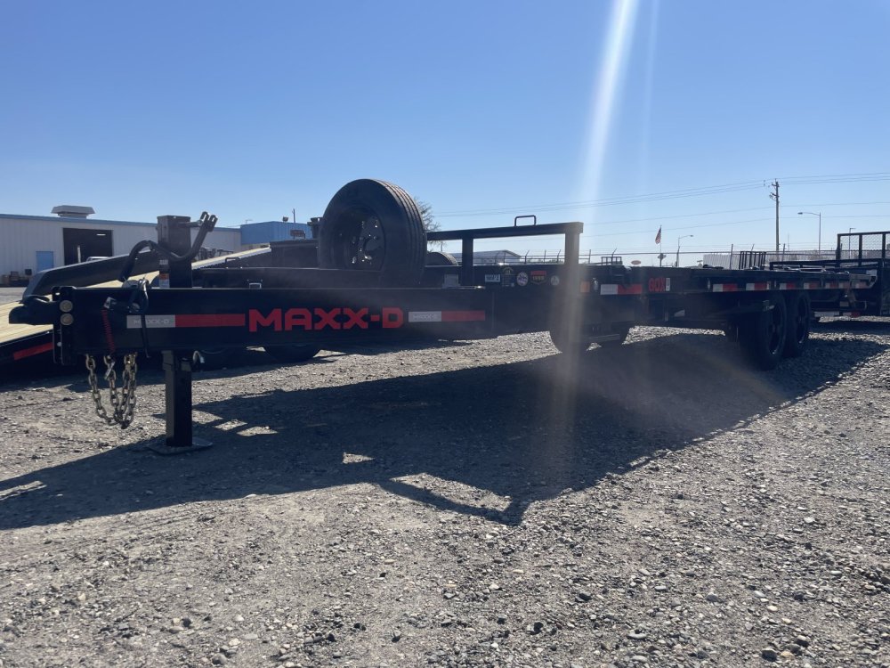 MAXX-D 8.5x24 15,600 Tilt