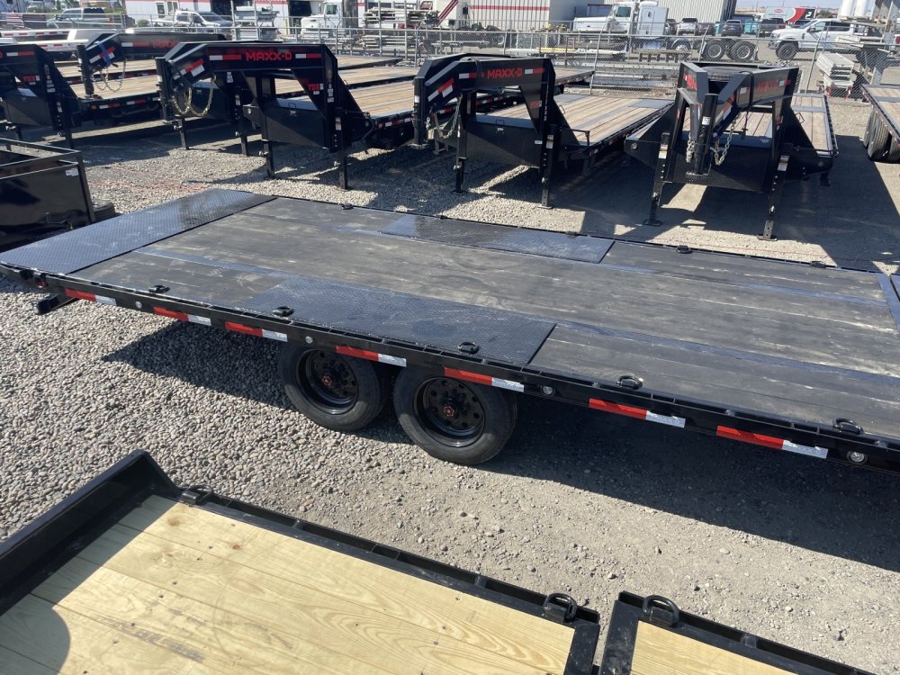 MAXX-D 8.5x24 15,600 Tilt