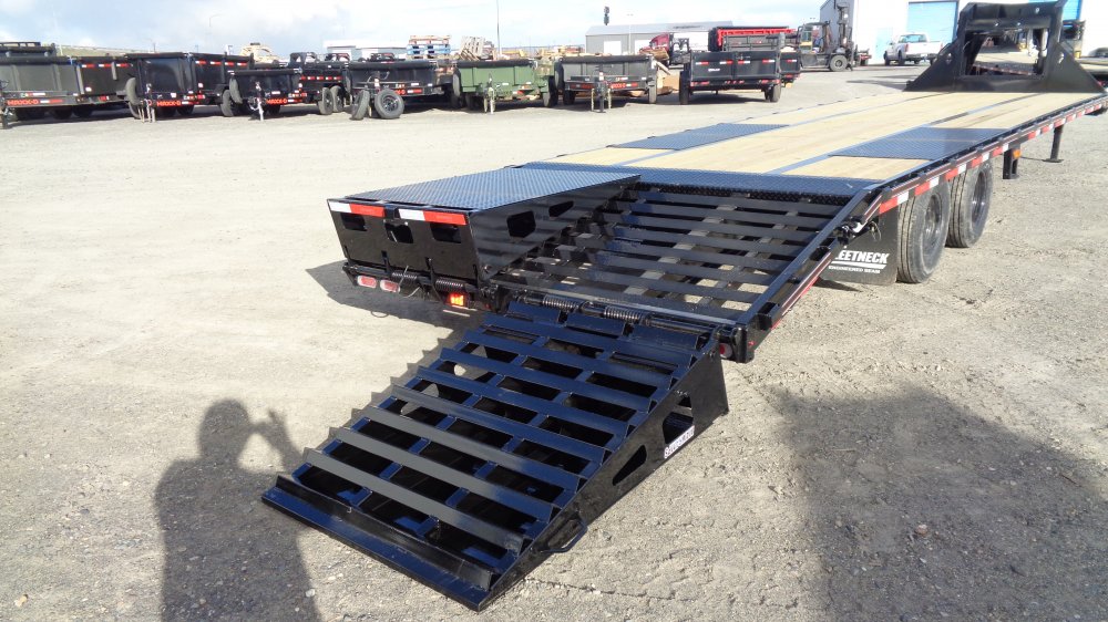 Diamond C 8.5x32 25,000 Gooseneck