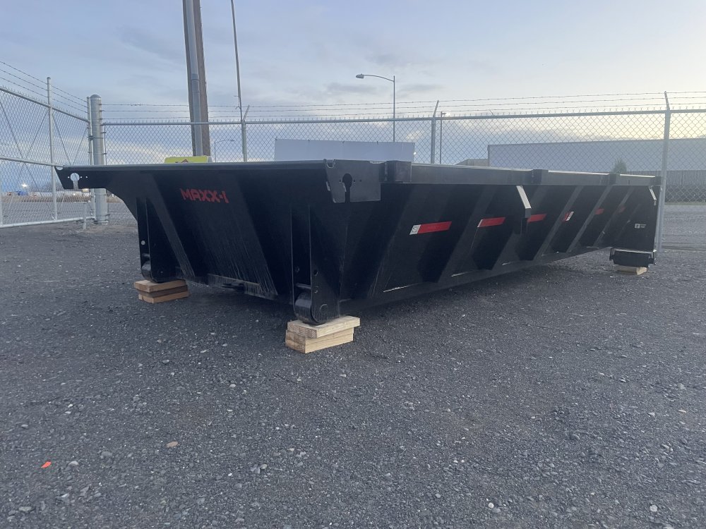 Maxx-D 7x14 14,000 Roll-Off