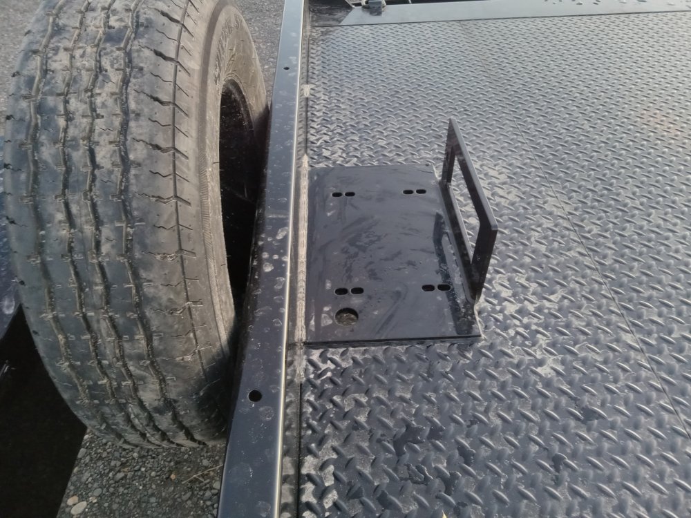 Maxx-D 8.5x22 9,990 Deck In-Between