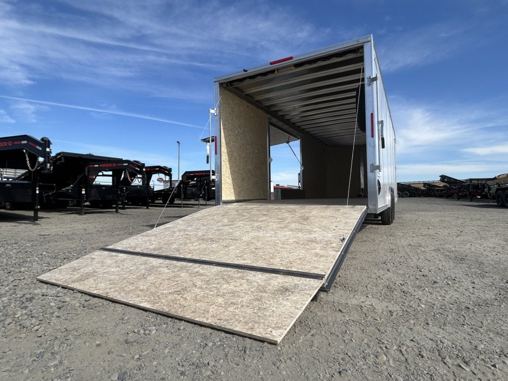 Xpress 8.5x24 9,990 Enclosed Cargo