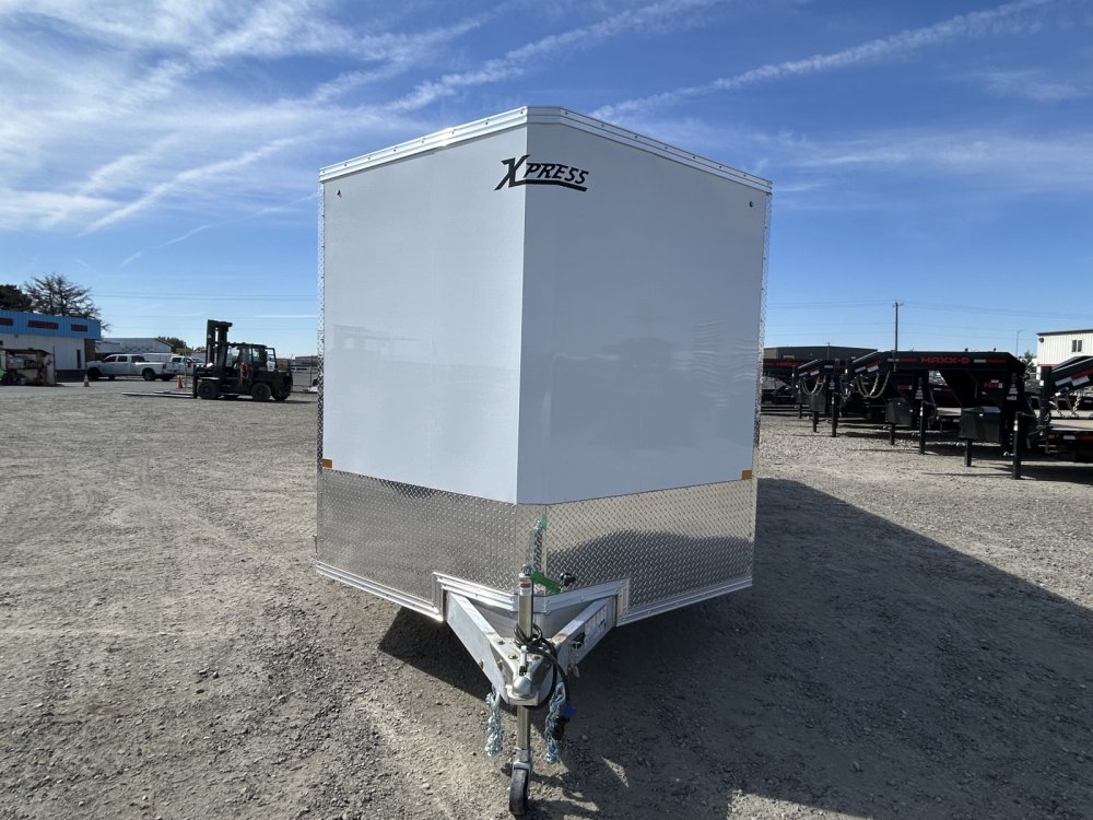 Xpress 8.5x24 9,990 Enclosed Cargo