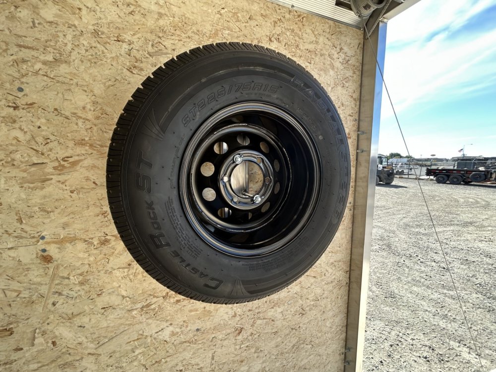 Xpress 8.5x24 9,990 Enclosed Cargo