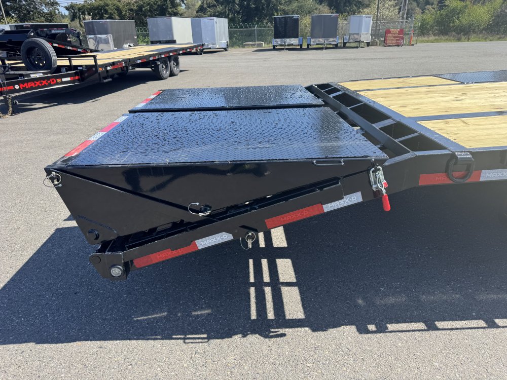 MAXX-D 8.5x35 22,500 Gooseneck