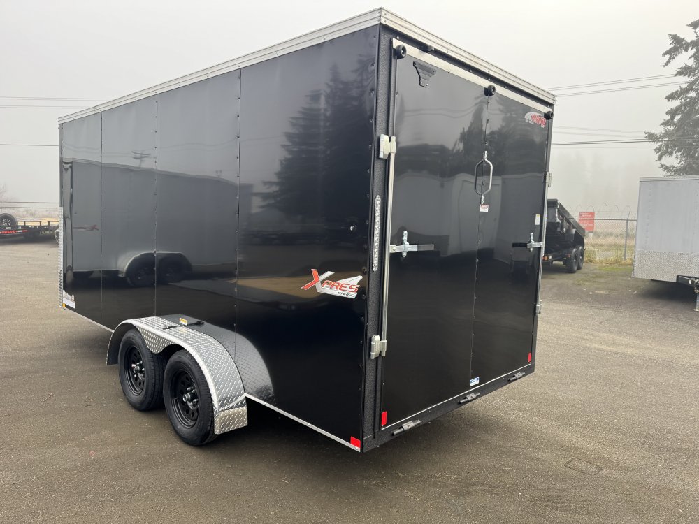 Mirage 7x16 7,000 Enclosed