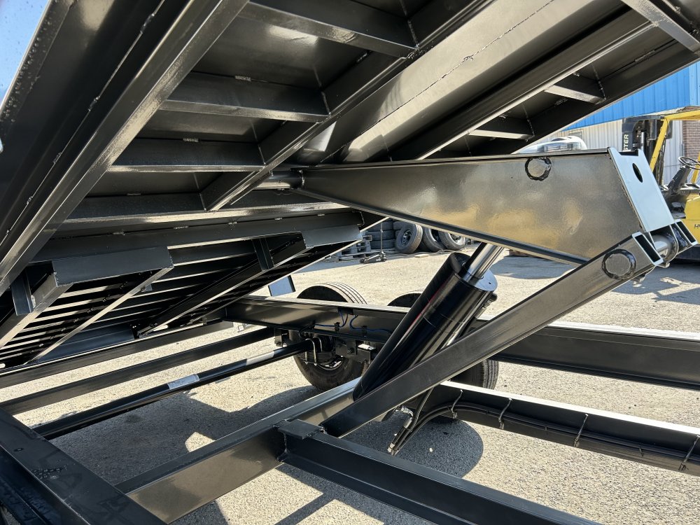 MAXX-D 7x16 15,600 Gooseneck