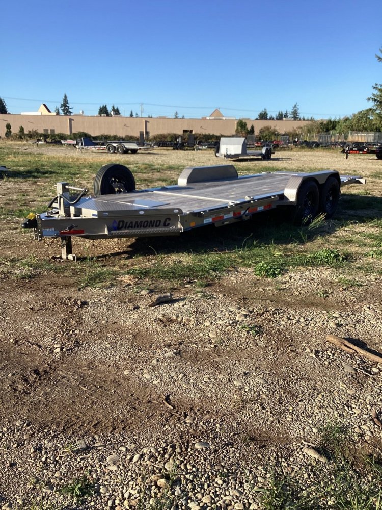 Diamond C 7x20 14,900 Flatbed